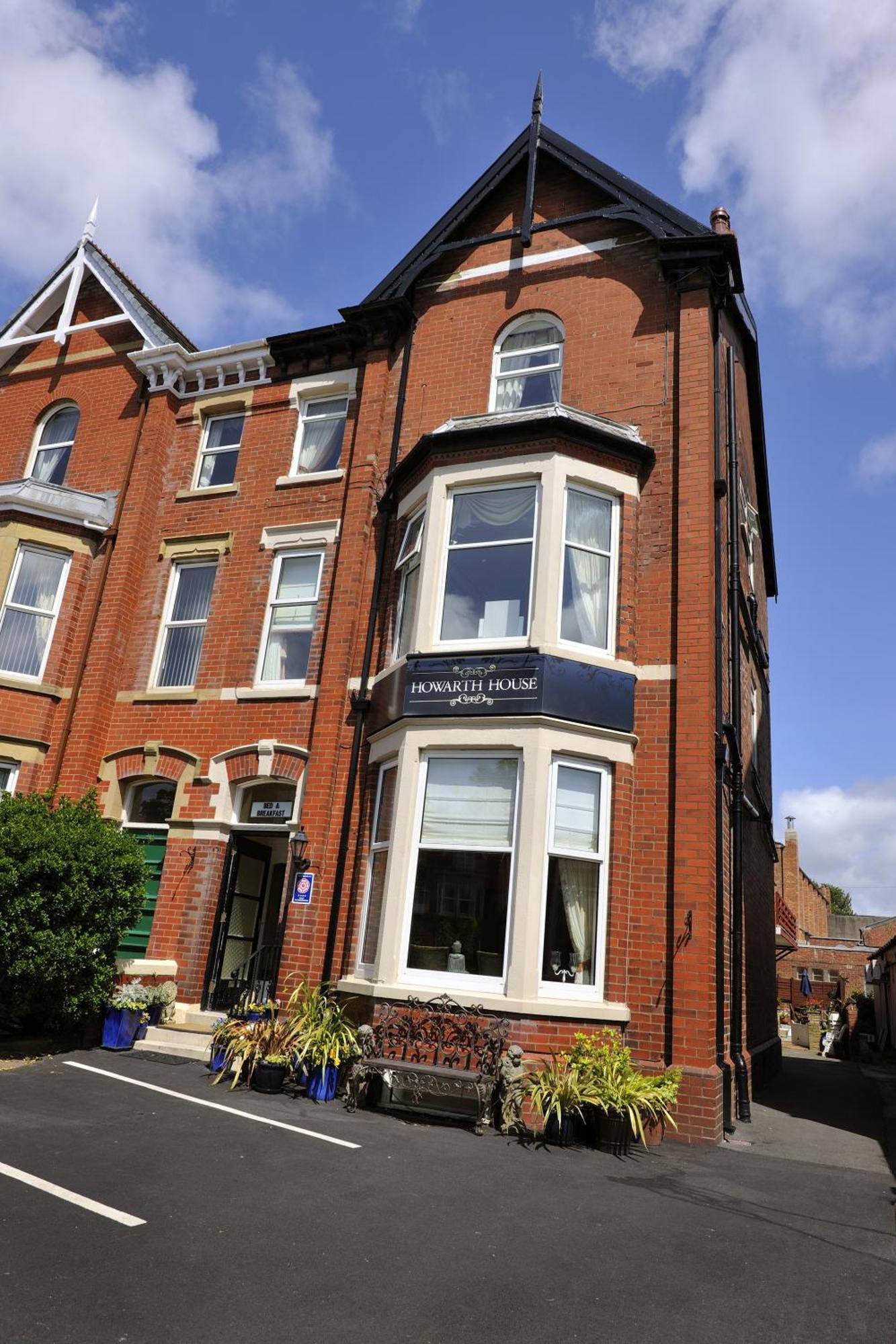 Guest house Howarth House 4*